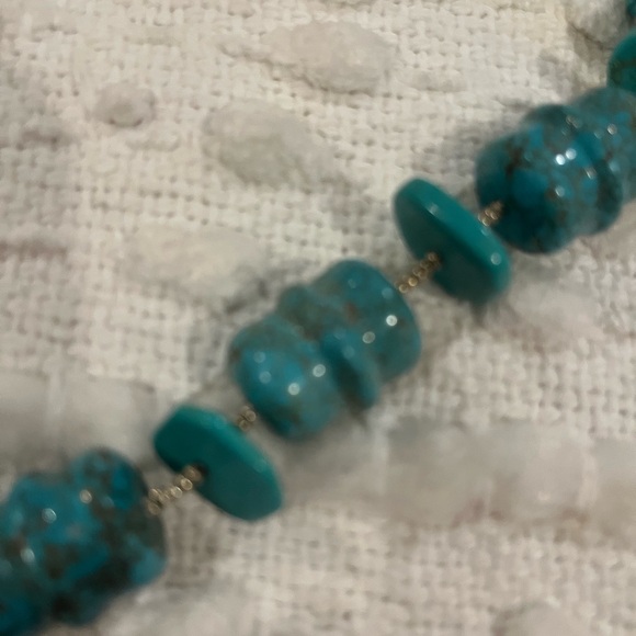 Turquoise Beaded Necklace with Silver Pendant - Picture 6 of 10